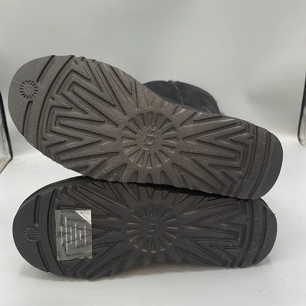 Ugg triple‎ Bailey button - Picture 6 of 6